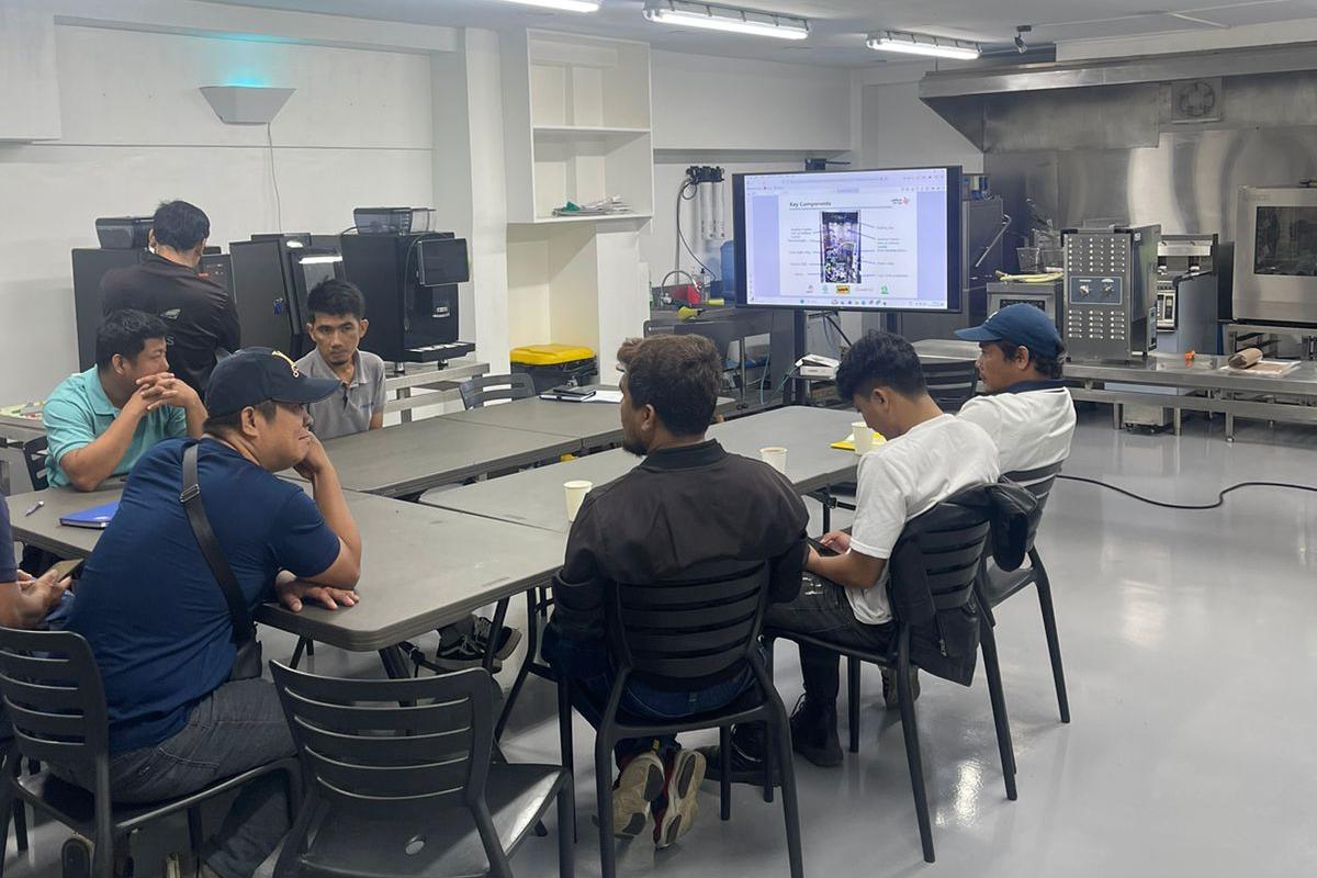 Vertical Bun Toaster Distributor Training: Giving Your Sales, Installation and Service Teams Real Confidence